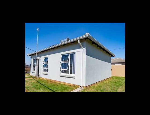 3 BEDROOM HOUSE FOR SALE IN GOLDEN GARDENS